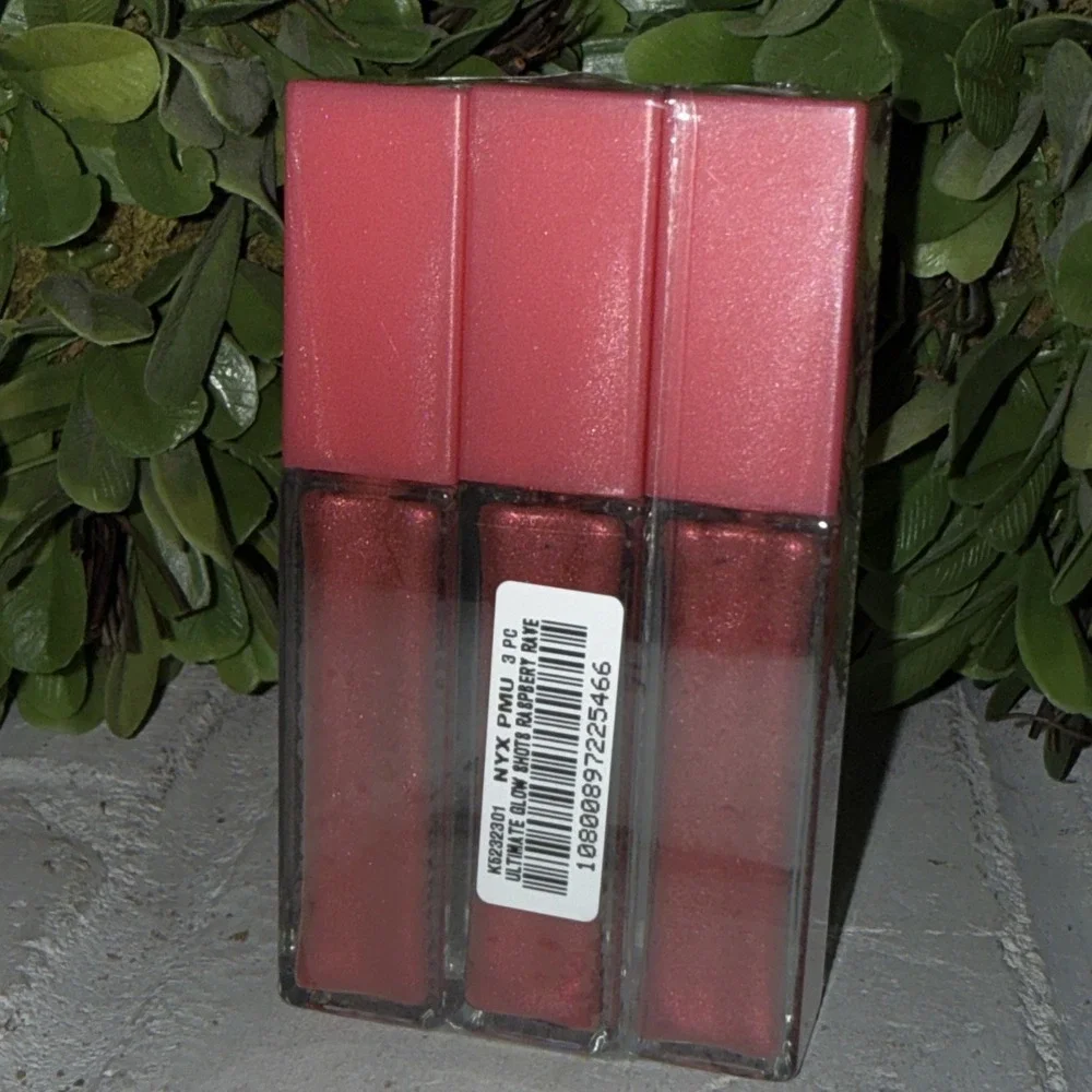 NYX Professional Makeup Ultimate Glow Shots Raspberry‎ Rave Prize 7.5 mL. New-3